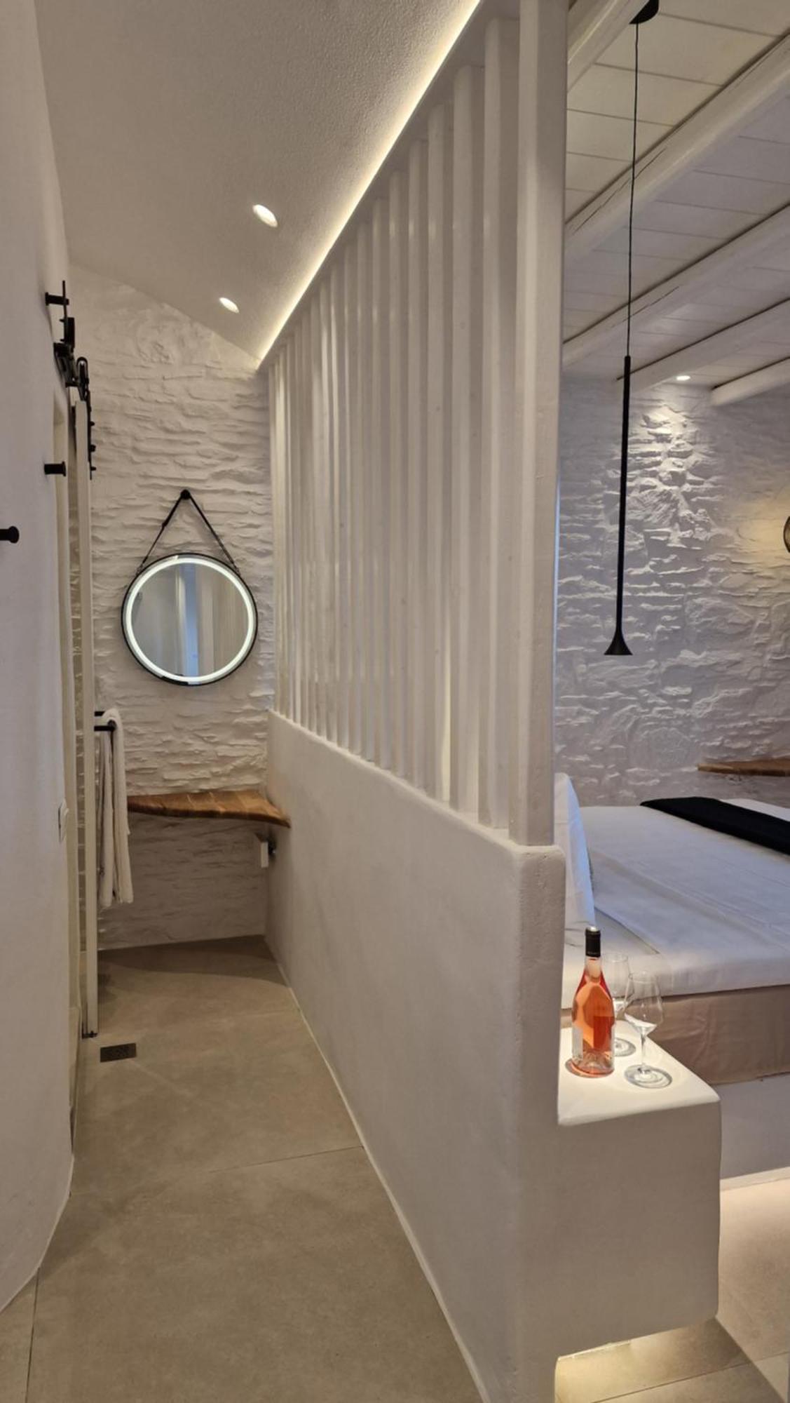 Agada Folegandros Suites & Villas Áno Meriá エクステリア 写真